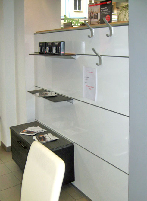 Garderobe weiß, Abverkauf