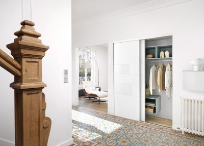Garderobe mit Schiebetüren